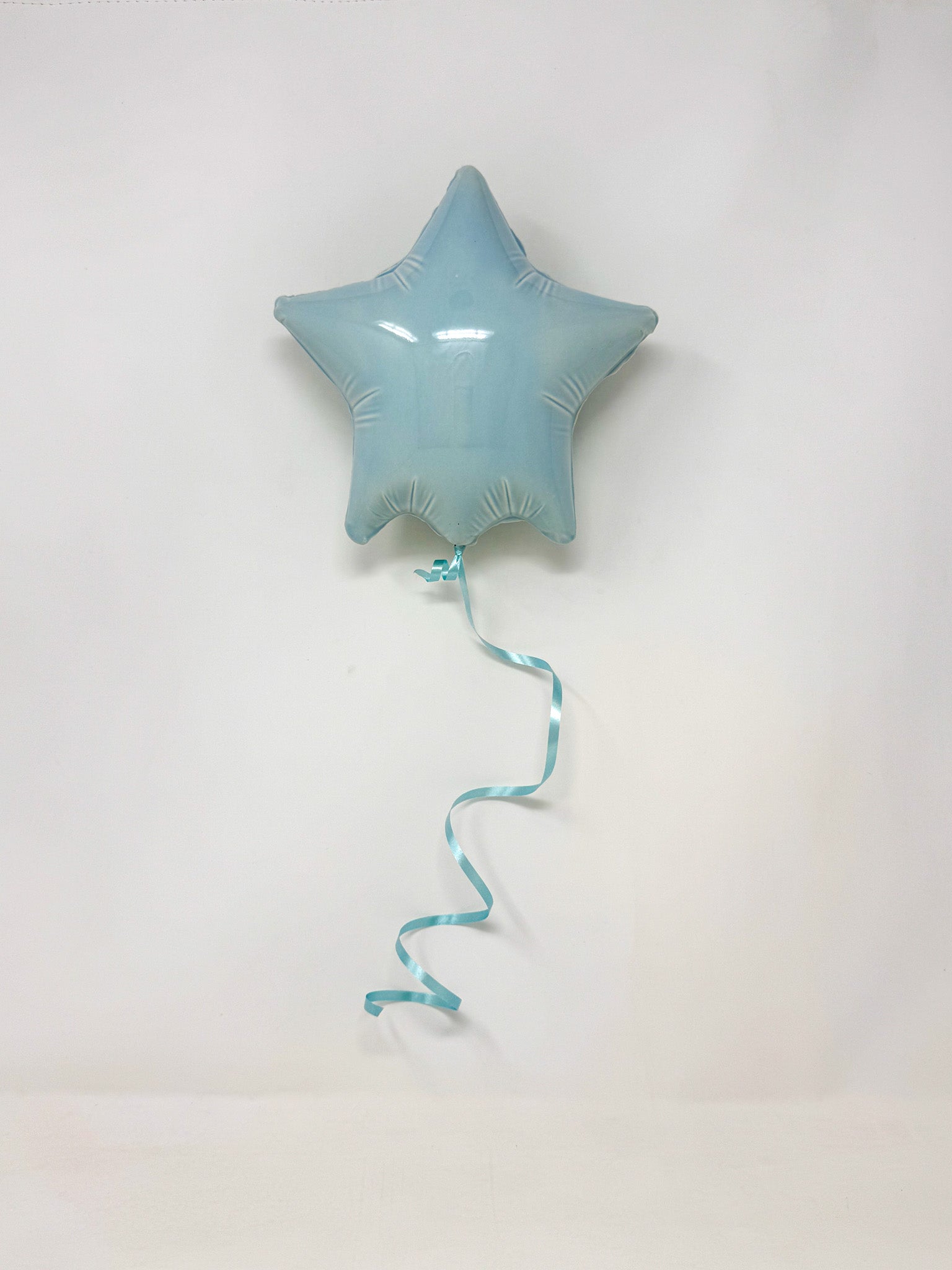 Large Star Balloon: Baby Blue