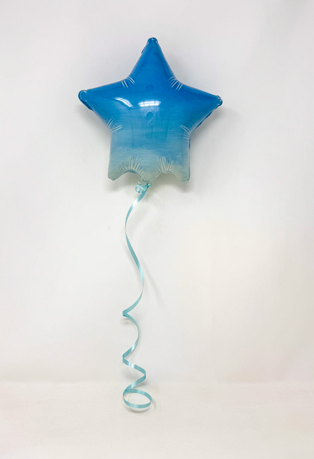 Large Star Balloon: Blue Ombre