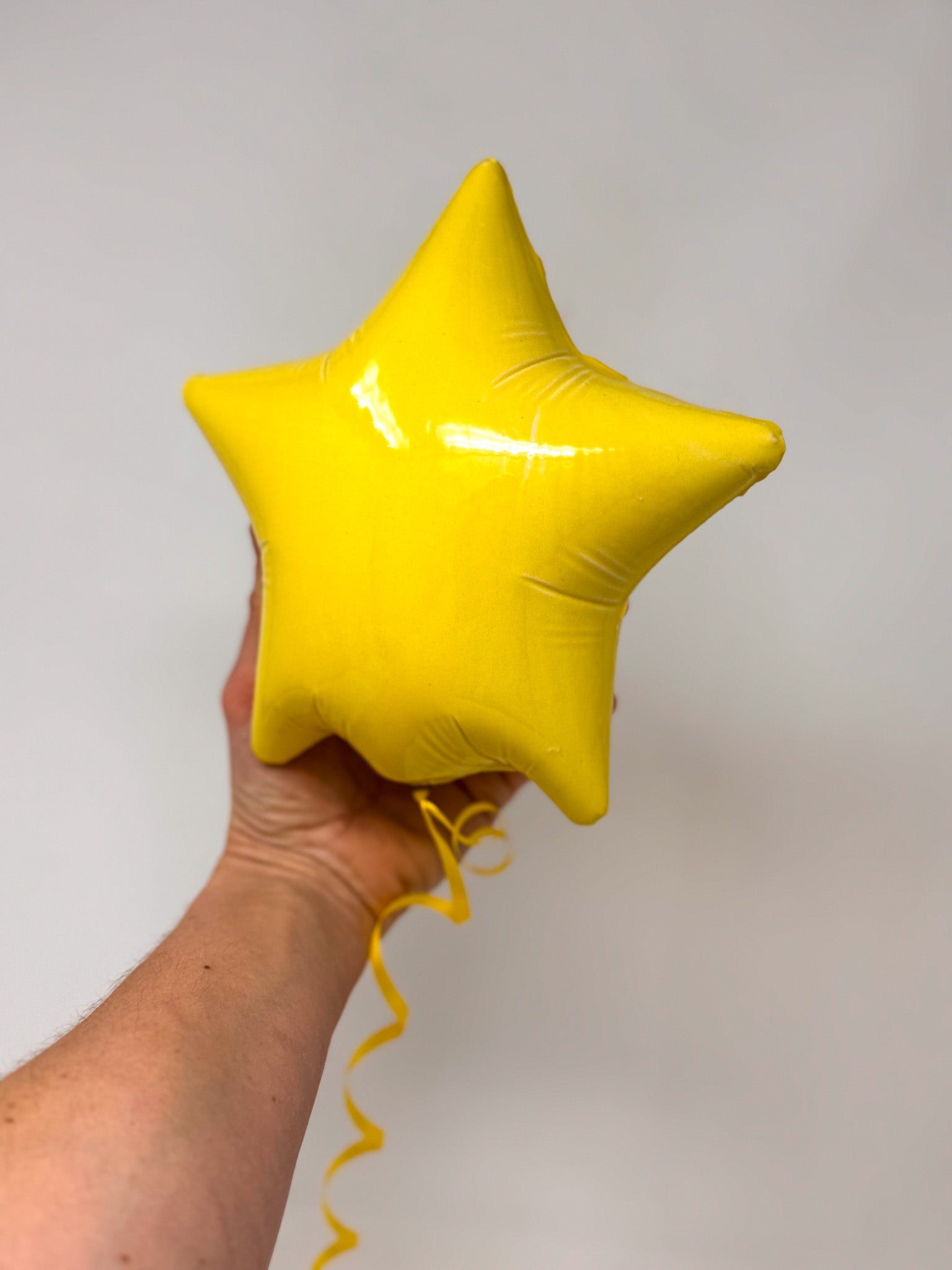 Large Star Balloon: Yellow