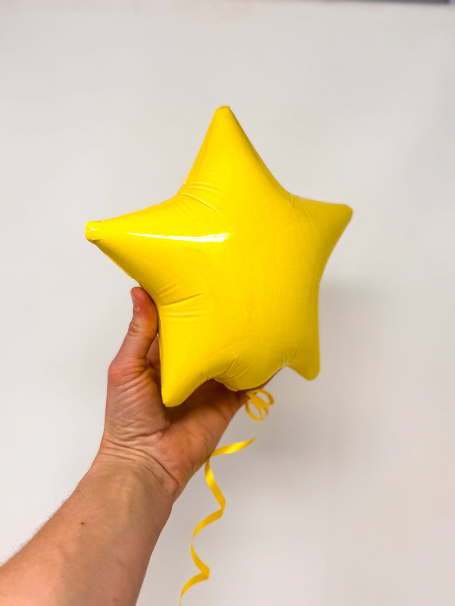 Large Star Balloon: Yellow