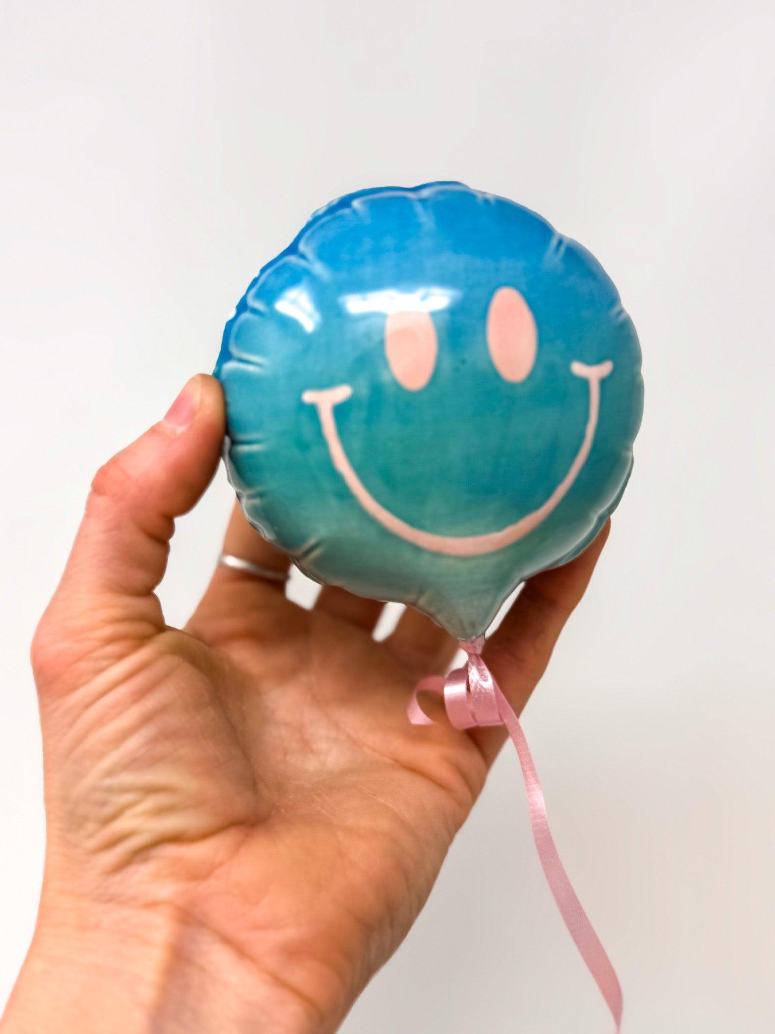 Mini Smiley : Blue / Teal Ombre with Pink face
