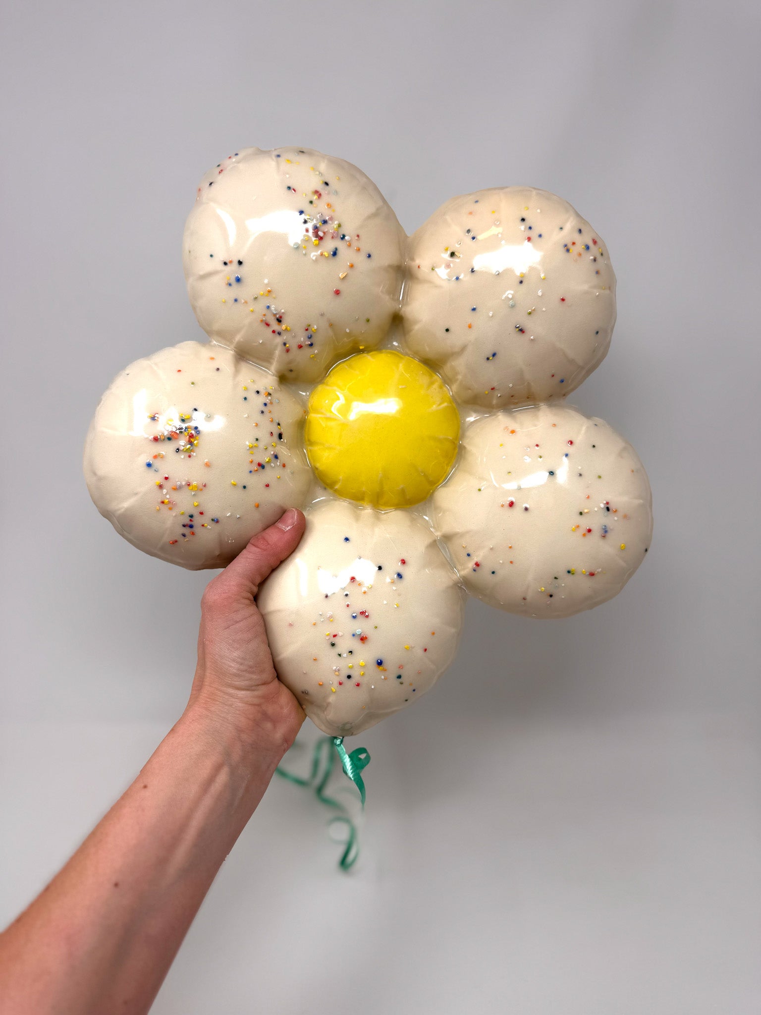 Ceramic Flower Balloon : Sprinkle Daisy