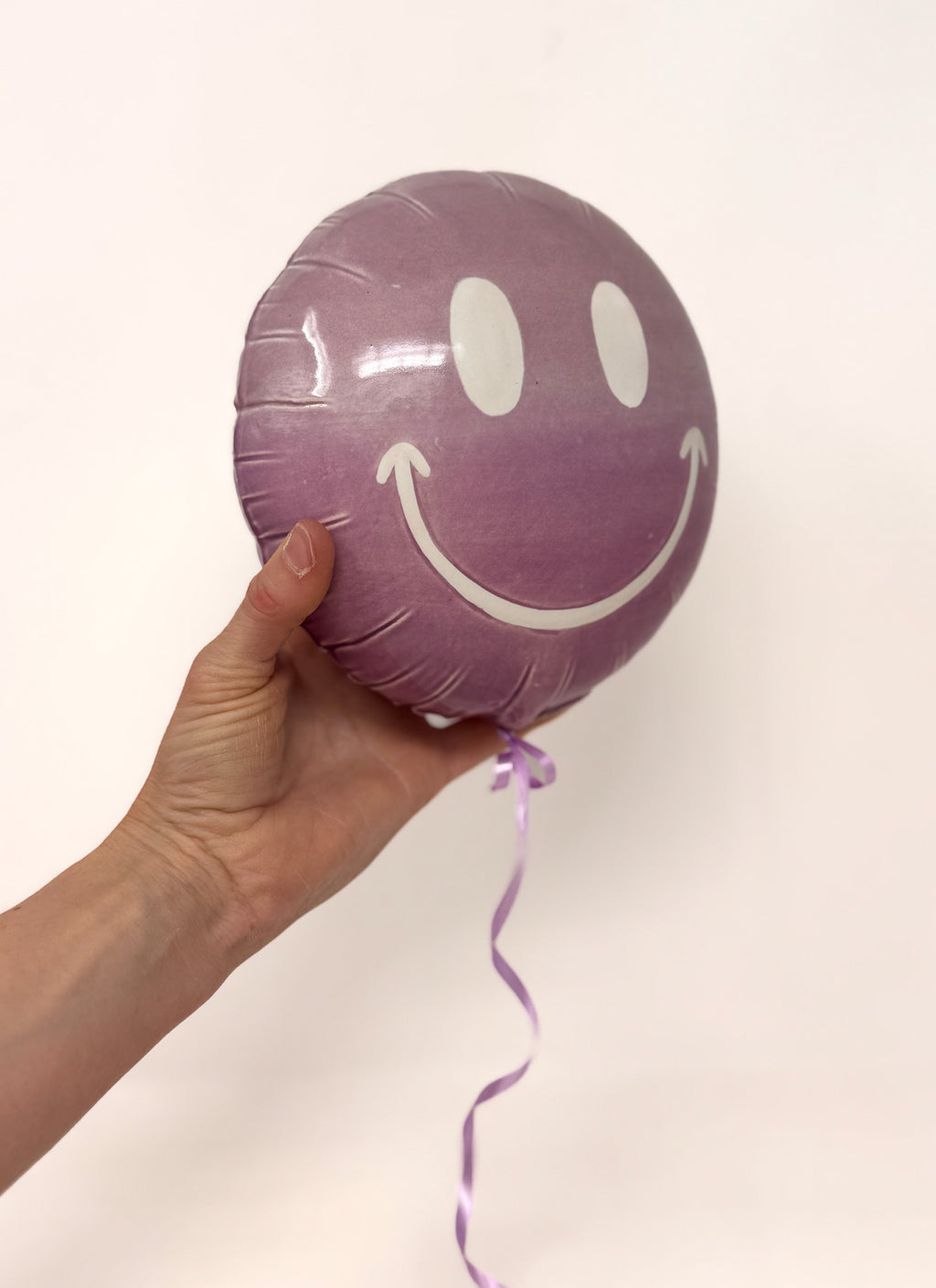 Large Smiley Balloon: Lavender / Violet Ombre