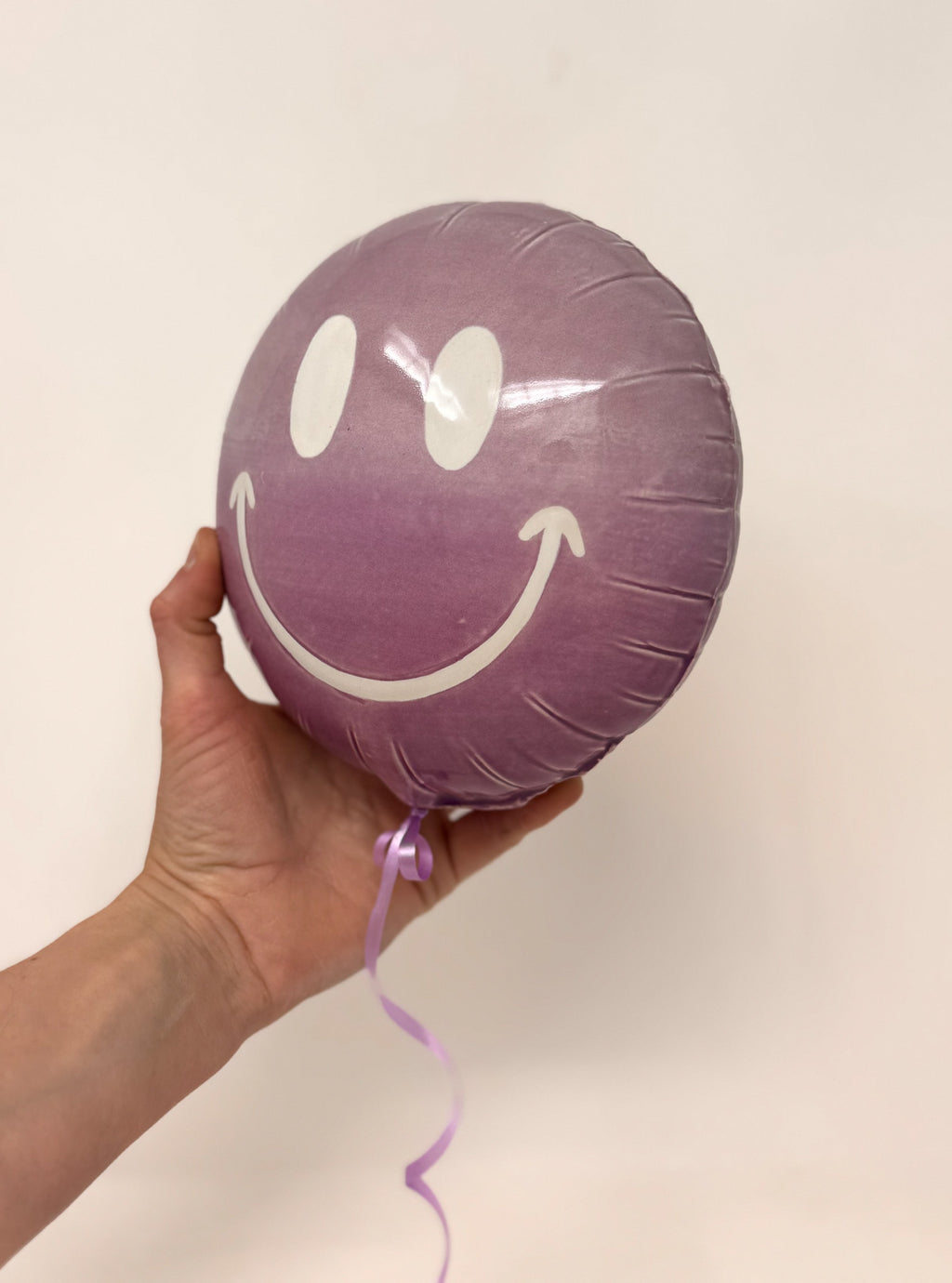 Large Smiley Balloon: Lavender / Violet Ombre