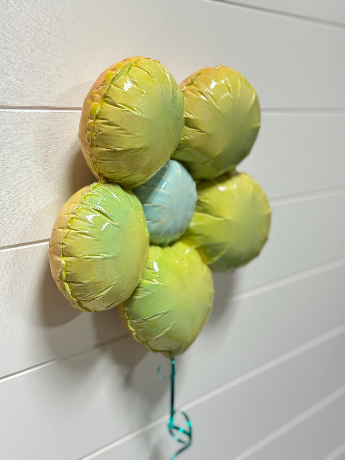 Ceramic Flower Balloon : Chartreuse and Blue Flower