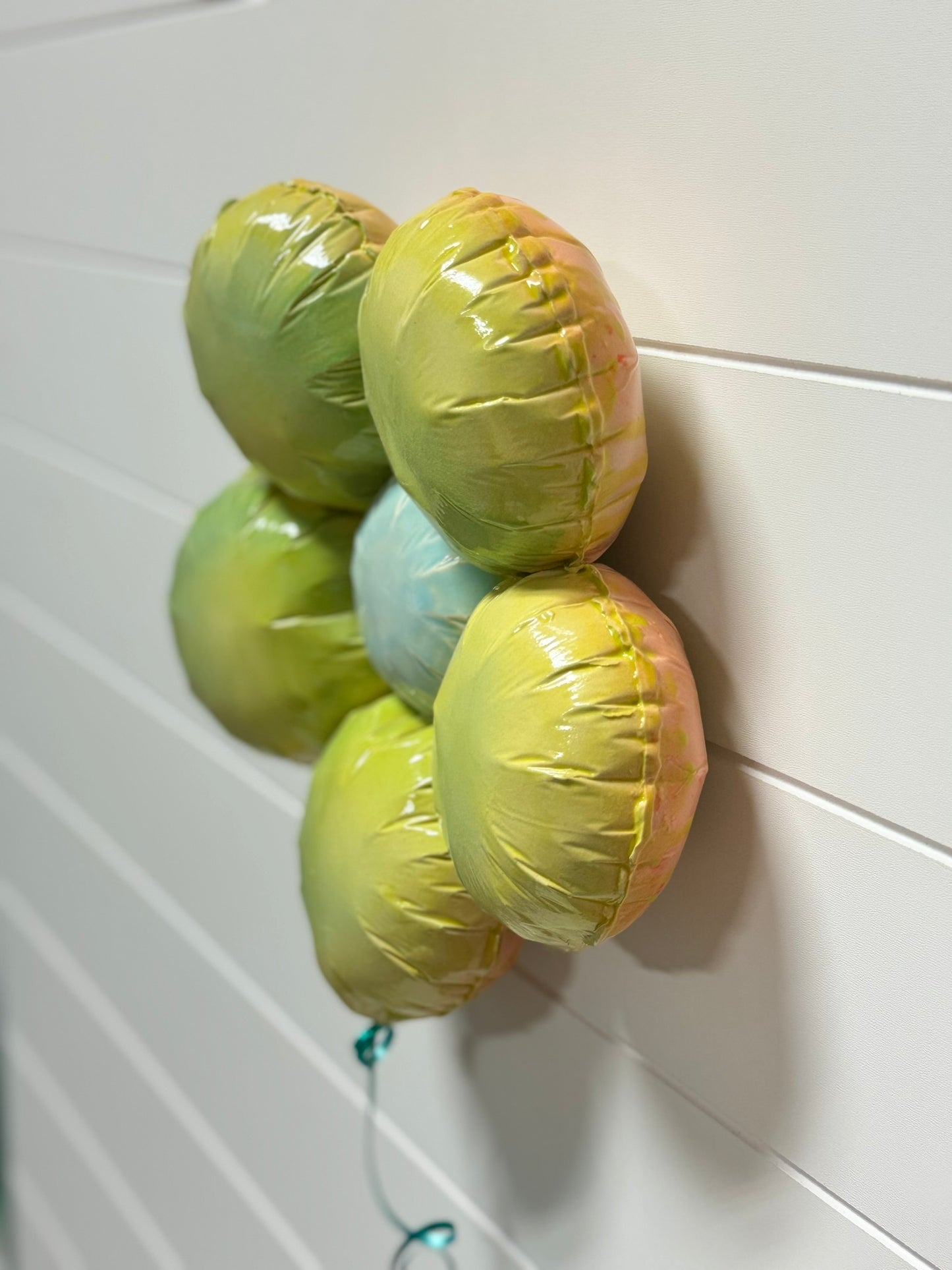 Ceramic Flower Balloon : Chartreuse and Blue Flower