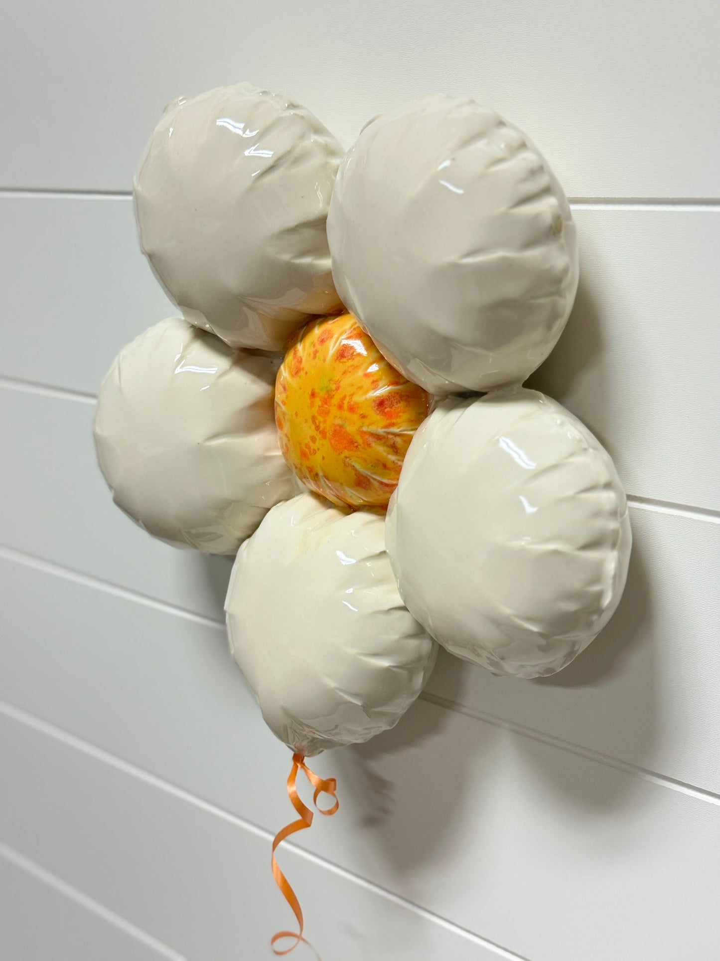 Ceramic Flower Balloon : Sassy Orange Daisy