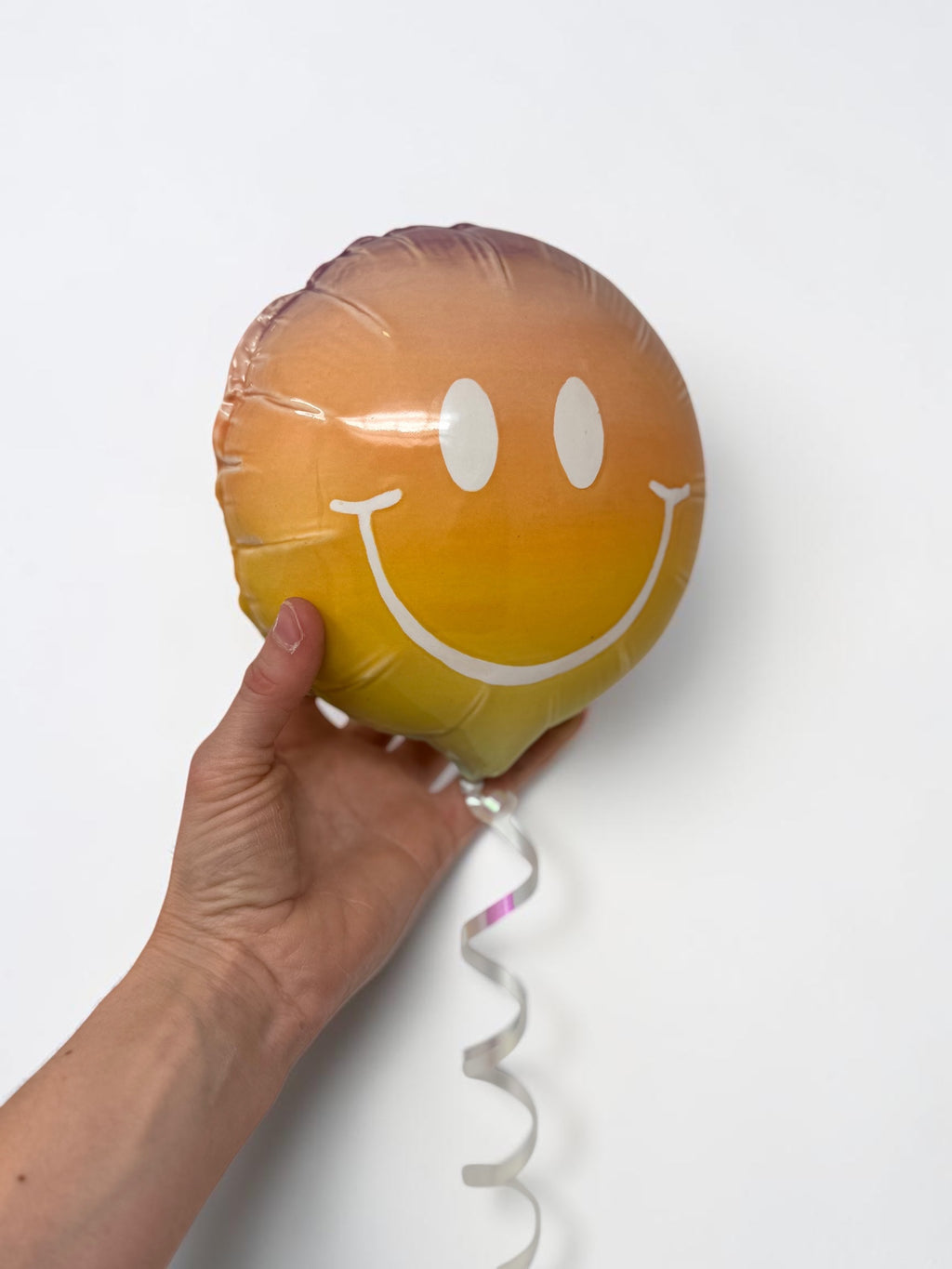 Large Smiley Balloon: Rainbow
